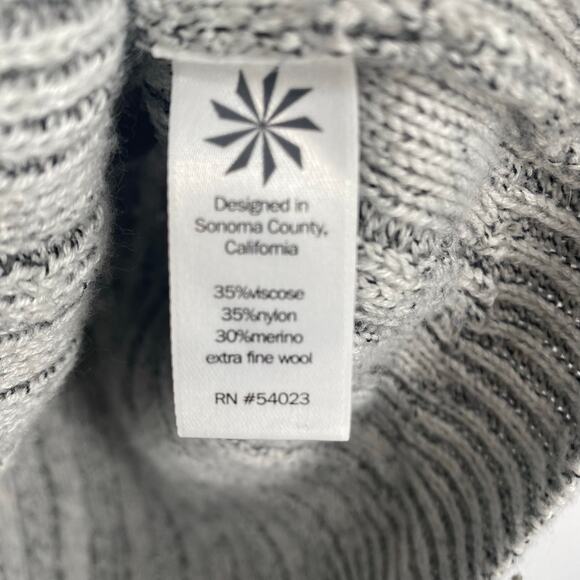 Athleta Sweater Borealis Women’s Medium Cable Knit Oversized Minimalist Gray - Picture 6 of 11